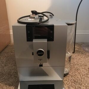 Jura Ena 8 Metropolitan Black Espresso Machine